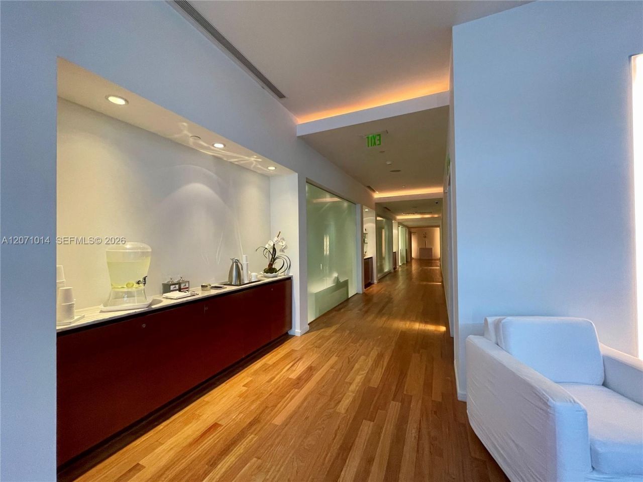1040 Biscayne Blvd , Unit 3305, Miami, FL 33132 Photo
