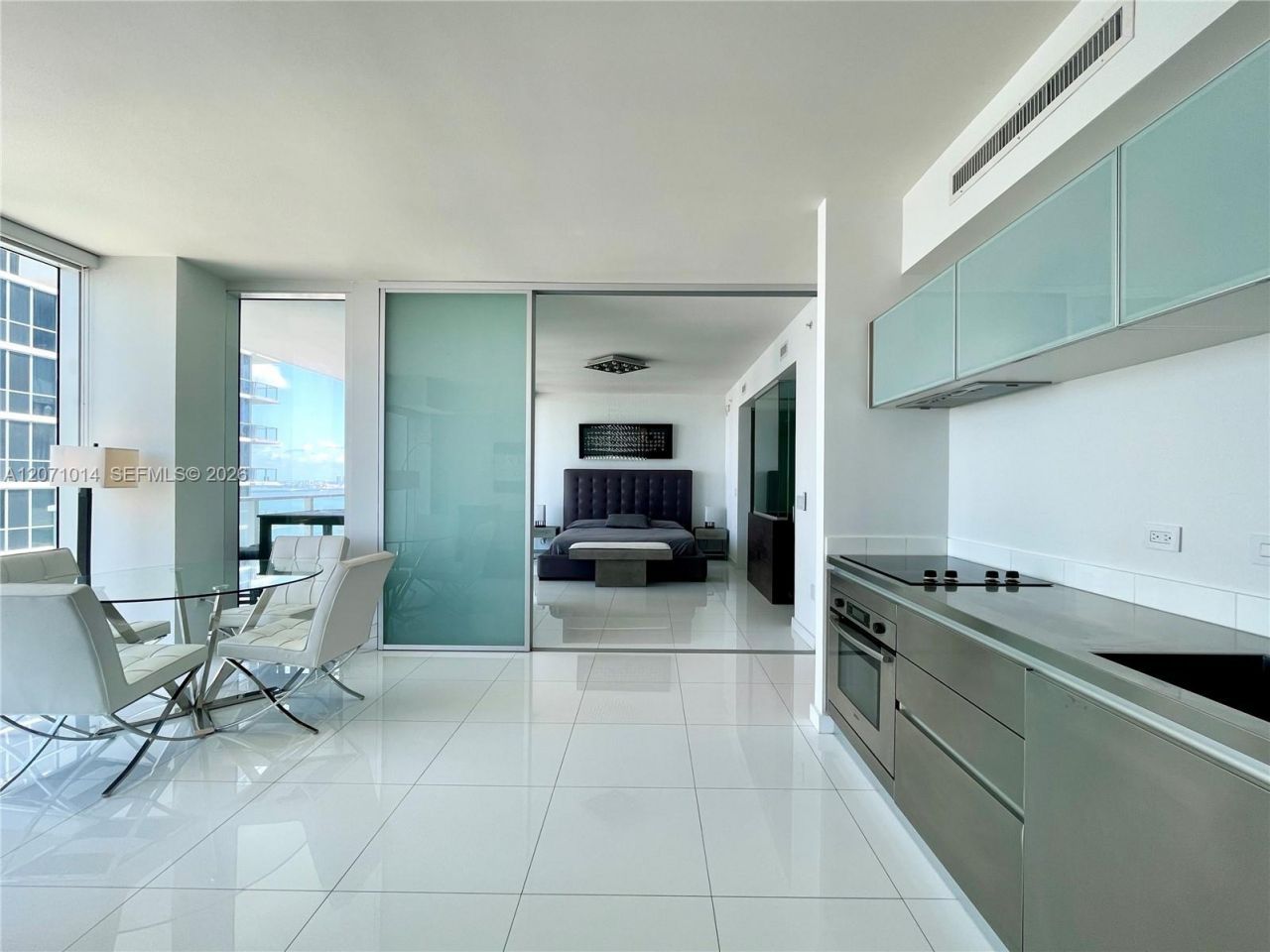 1040 Biscayne Blvd , Unit 3305, Miami, FL 33132 Photo