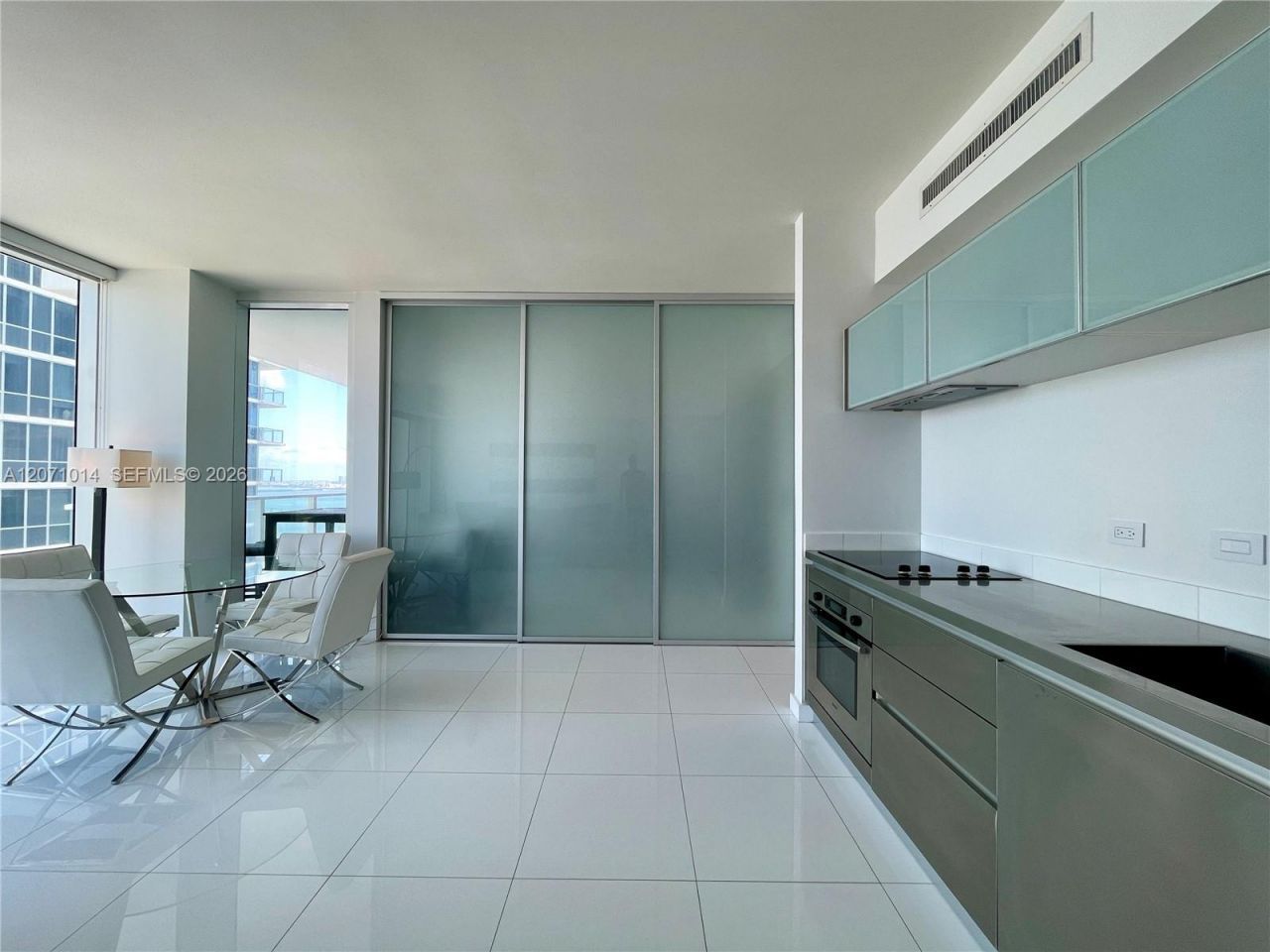 1040 Biscayne Blvd , Unit 3305, Miami, FL 33132 Photo