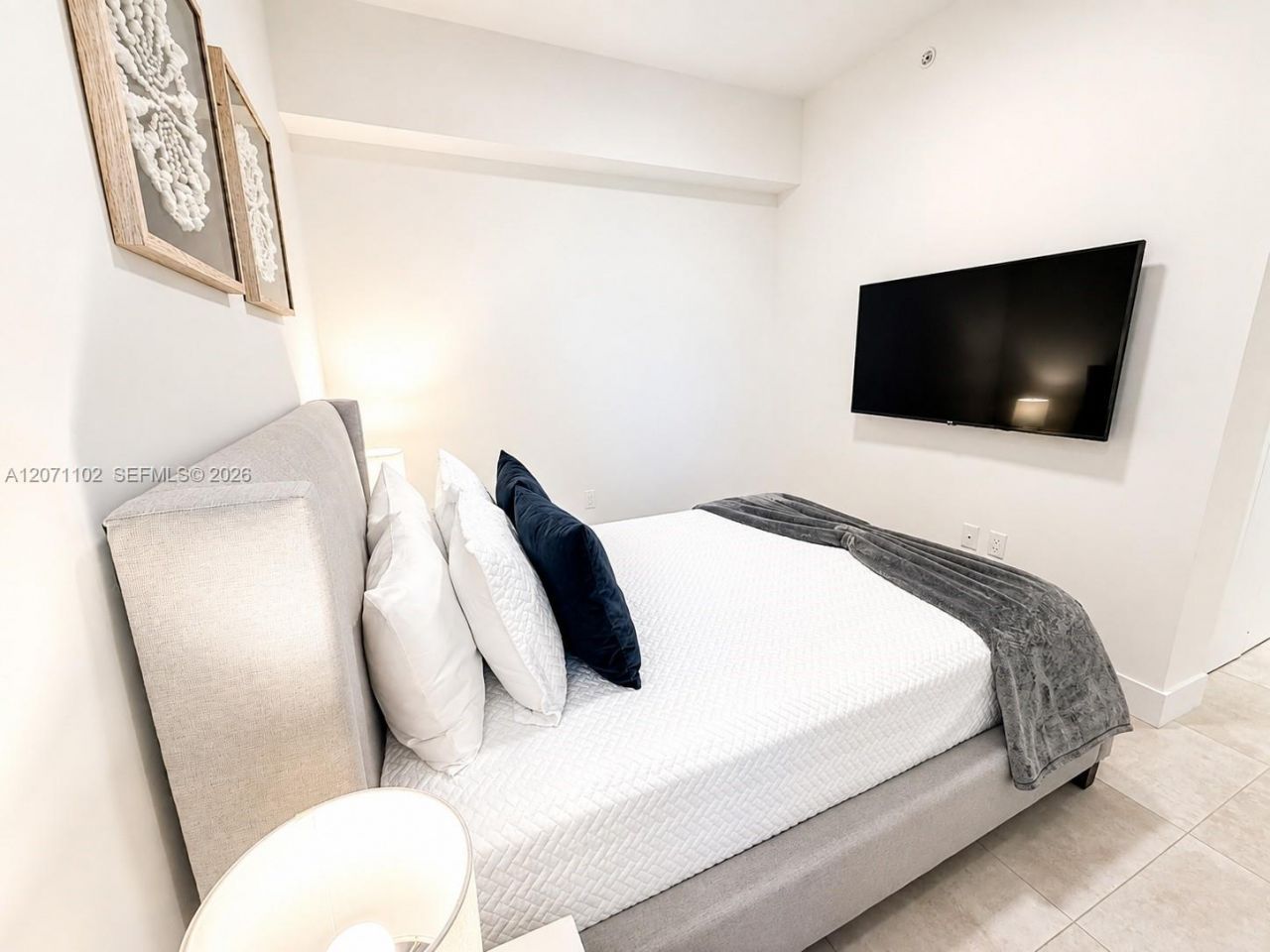 239 SW 9 St , Unit 1504, Miami, FL 33130 Photo