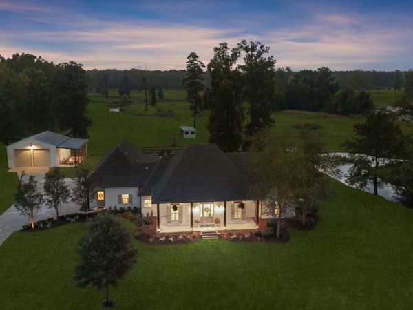 29403 Greenwell Springs Rd, Greenwell Springs, LA 70739