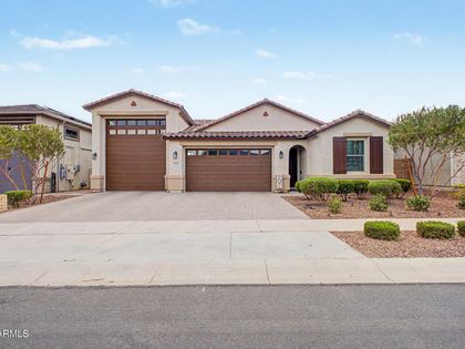 17701 W STRAIGHT ARROW Lane Surprise, AZ 85387