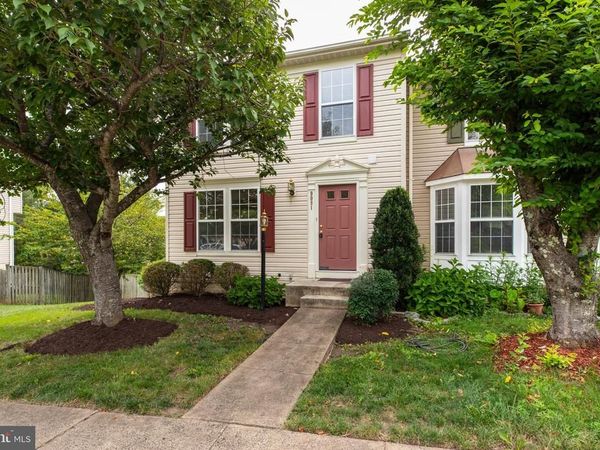 9081 FALCON GLEN COURT, BRISTOW, VA 20136