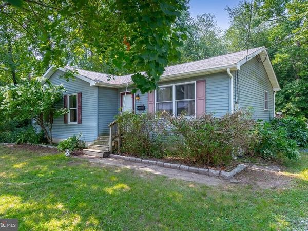 328 GARDEN AVENUE, CLAYTON, NJ 08312