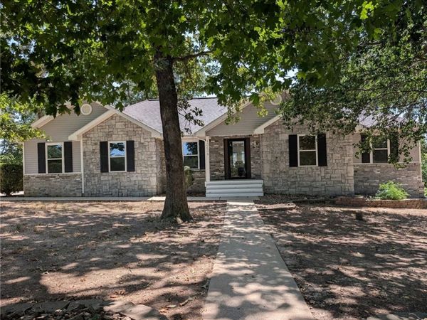 13638 Spring Road , Bentonville, AR 72712