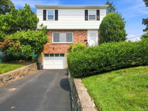 107 Lakeview Avenue , Scarsdale, NY 10583