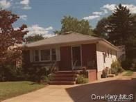 69 Wright Avenue , Lynbrook, NY 11563 Main Photo