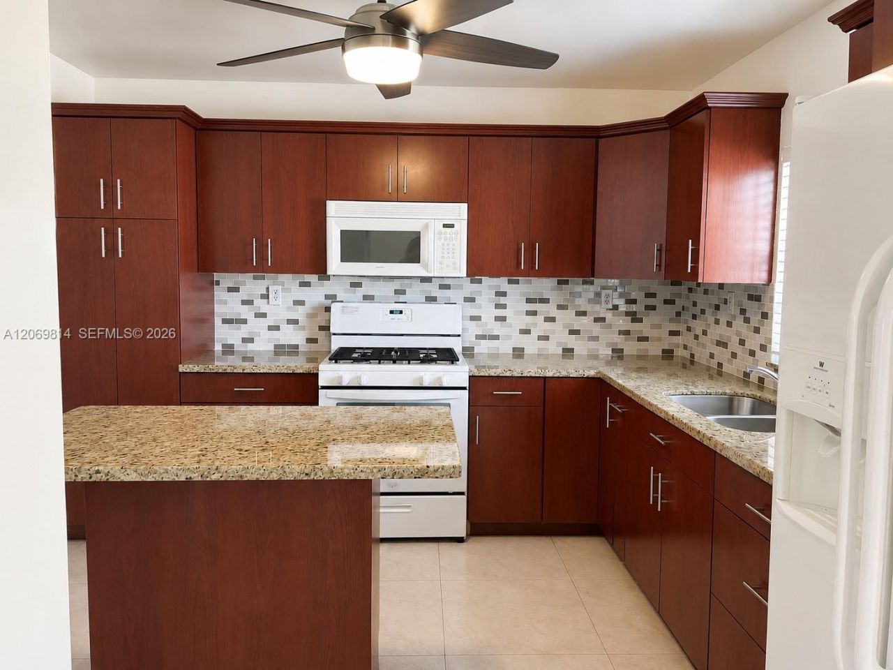 325 NE 108th St, Miami, FL 33161 Photo