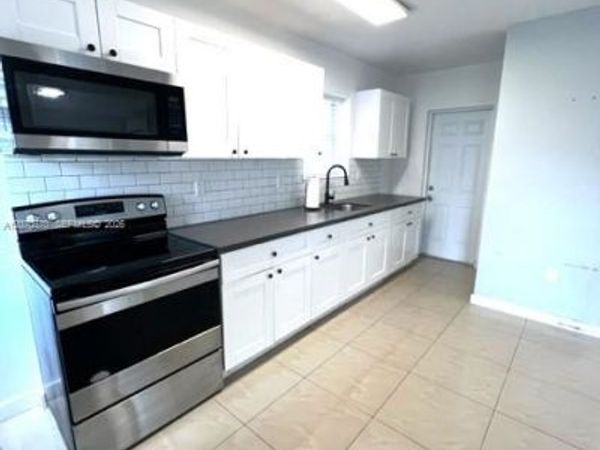 1945 Marseille Dr , Unit 1, Miami Beach, FL 33141