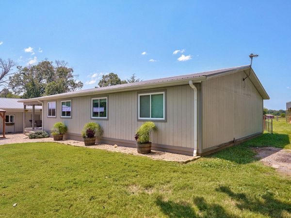 1037 Pastoral Road , Sparta, MO 65753