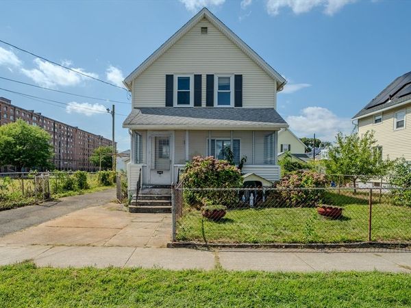 11 Hampshire Street, Ludlow, MA 01056