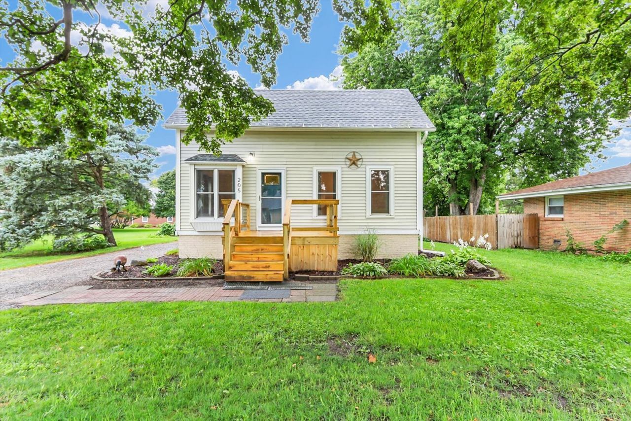 205 E South Street, Mansfield, IL 61854 Main Photo