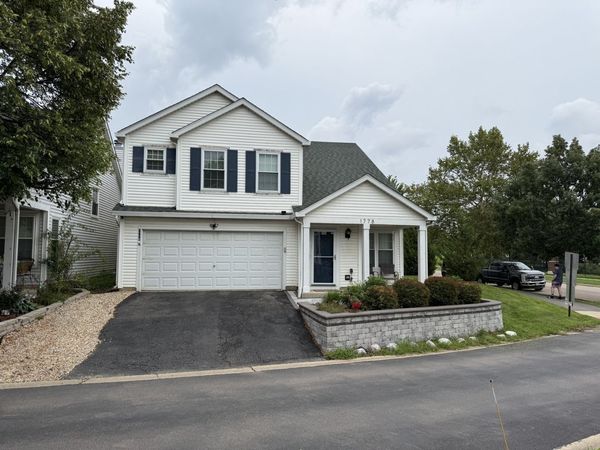 1778 Hickory Park Lane , Aurora, IL 60504
