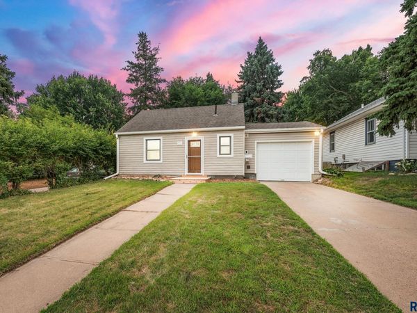 603 18th St, Sioux Falls, SD 57105