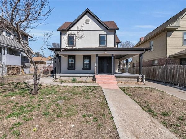 5208 E 8th Street, Kansas City, MO 64124