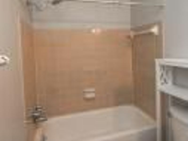 92 Stornoway Drive W, Unit 92B, Columbus, OH 43213 Photo 11