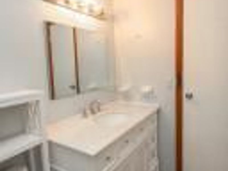 92 Stornoway Drive W, Unit 92B, Columbus, OH 43213 Photo 12
