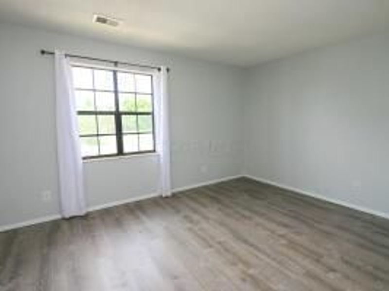 92 Stornoway Drive W, Unit 92B, Columbus, OH 43213 Photo 13