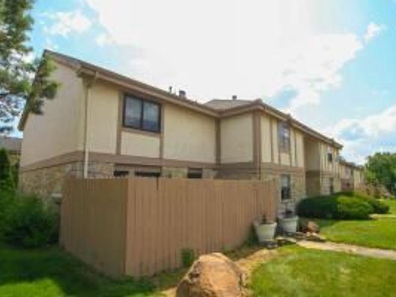 92 Stornoway Drive W, Unit 92B, Columbus, OH 43213 Photo 15