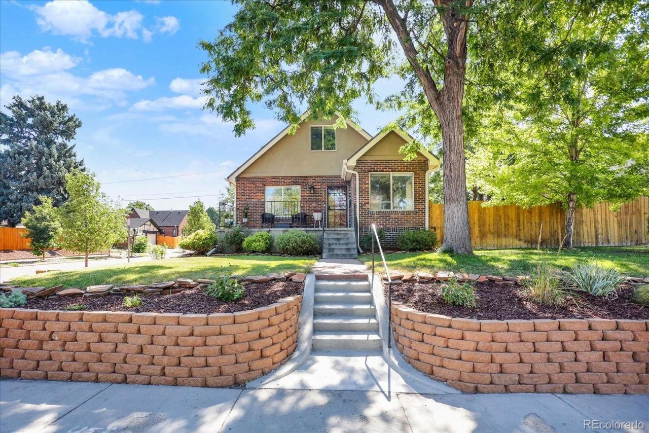 2994 Ash Street, Denver, CO 80207 Main Photo