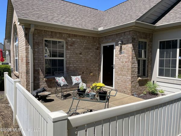 8925 Oak Branch Lane, Olive Branch, MS 38654