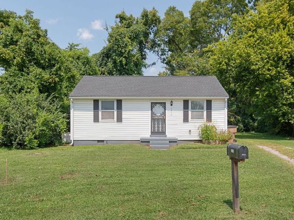 5914 Carl Pl , Nashville, TN 37209