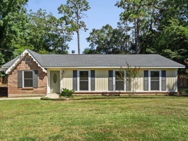 751 Dawes Service Road, Mobile, AL 36695