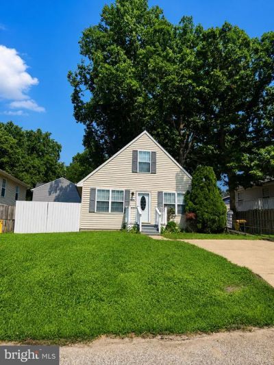 7819 CAMP ROAD, PASADENA, MD 21122