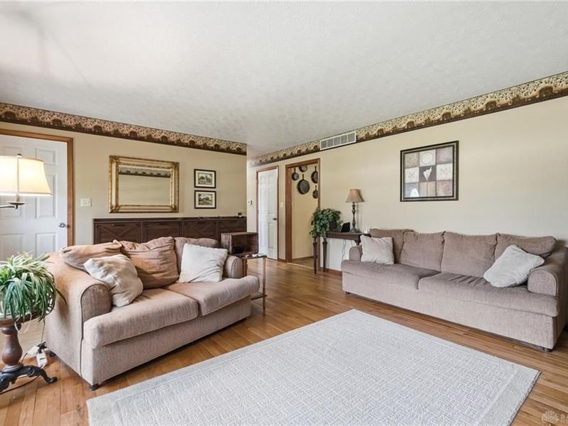 101 Clifton Drive, Piqua, OH 45356 Photo 12