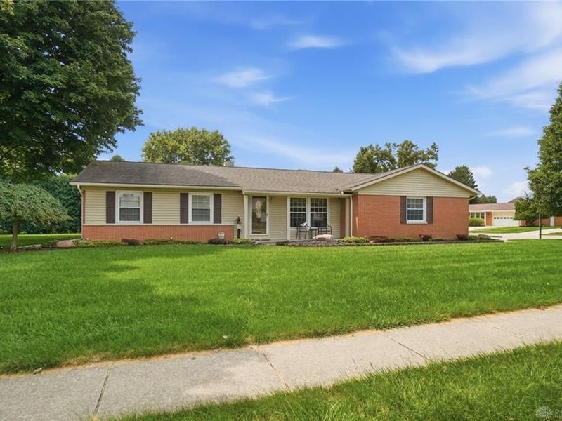 101 Clifton Drive, Piqua, OH 45356 Photo 4