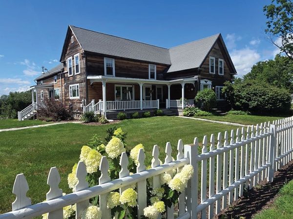 777 Ridge Rd, Hardwick, MA 01037