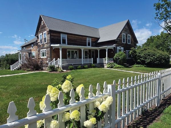 777 Ridge Rd, Hardwick, MA 01037
