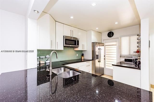 2081 S Ocean Dr , Unit 411, Hallandale Beach, FL 33009 Photo