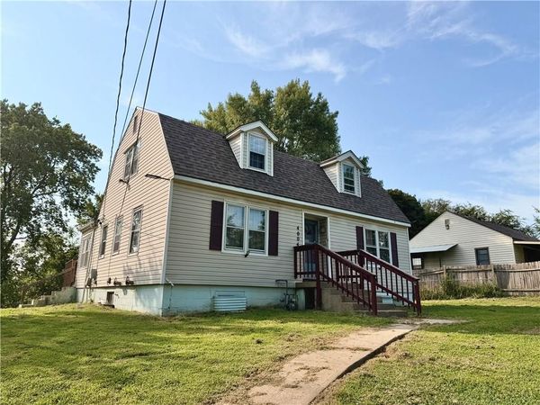 4004 Denton Road, Kansas City, MO 64133