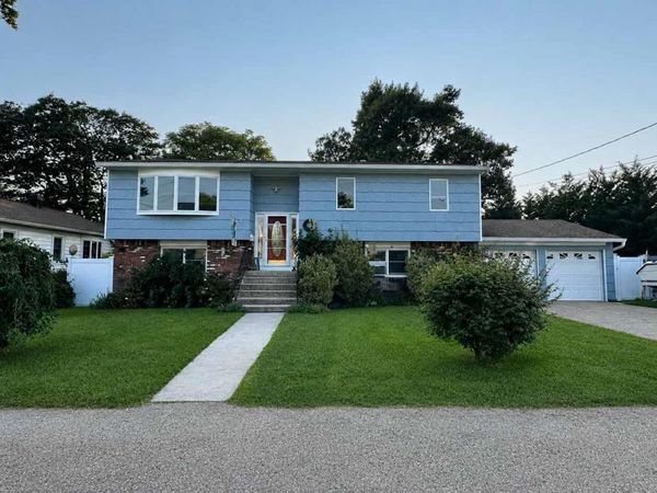 6 17th Street , Bayville, NY 11709