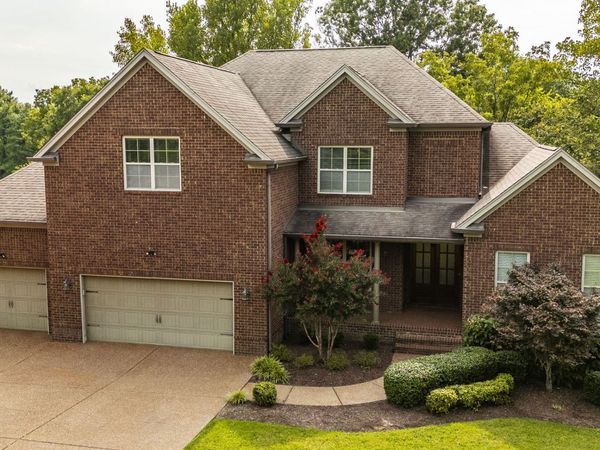 816 Lynn Dr , Goodlettsville, TN 37072