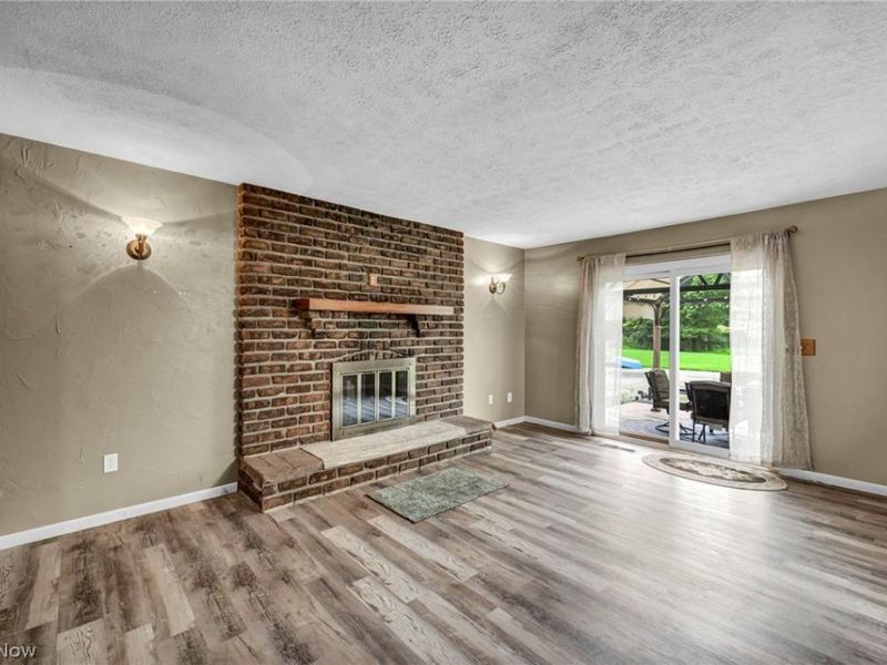 615 Salt Springs Road, Warren, OH 44440 Photo 12