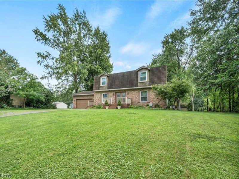 615 Salt Springs Road, Warren, OH 44440 Photo 3