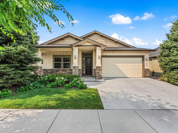1037 E Radiant Ridge Dr., Meridian, ID 83642