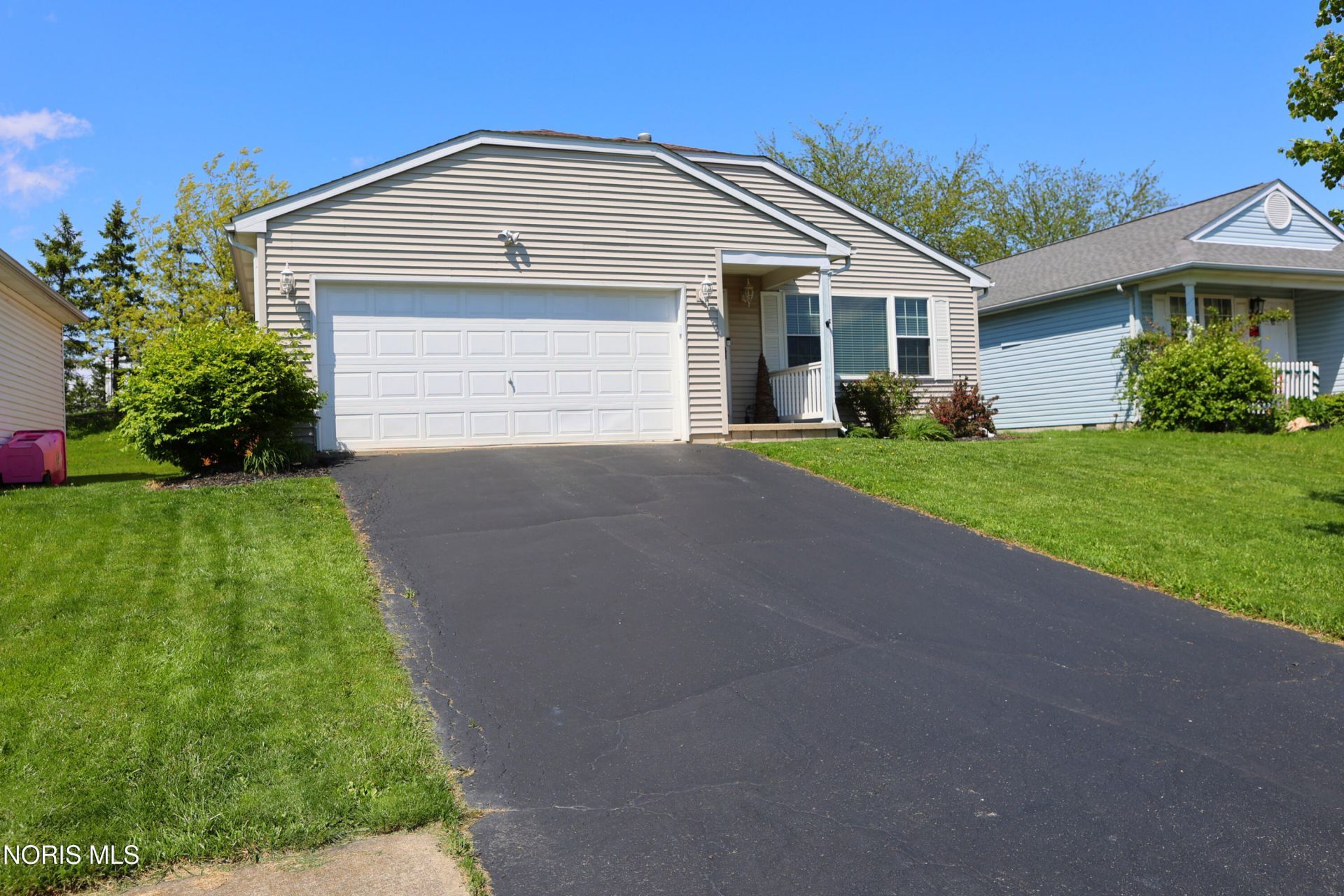 1056 Crystal Lane Findlay, OH 