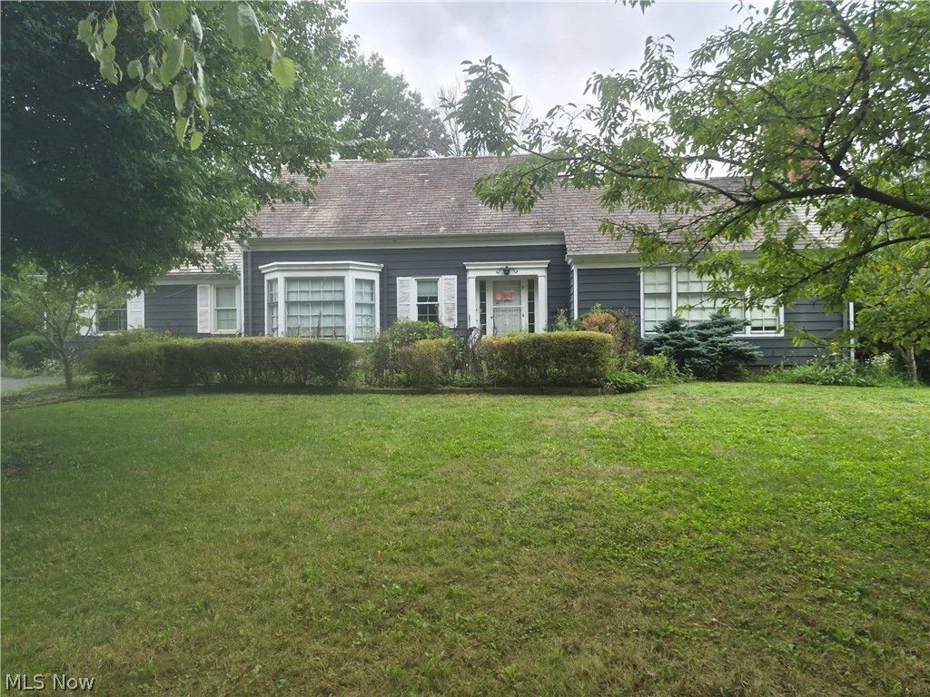 24700 Bryden Road, Beachwood, OH 44122 Main Photo