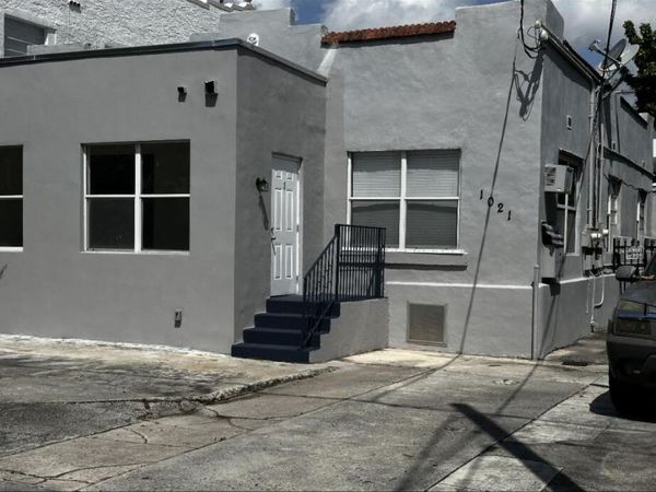 1021 SW 5TH Street, Miami, FL 33130