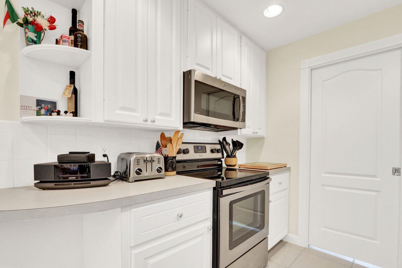 131 Radcliffe Court, Jupiter, FL 33458 Photo