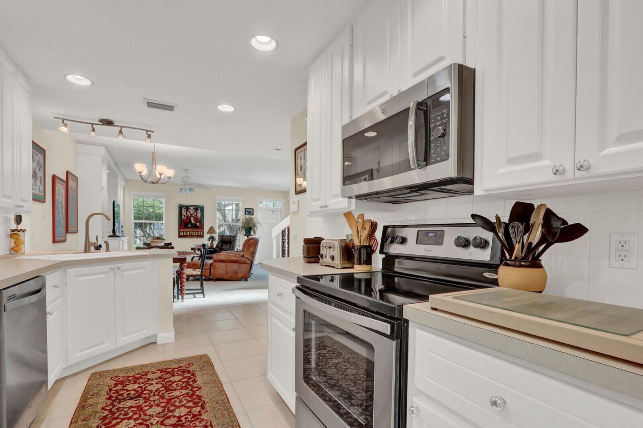 131 Radcliffe Court, Jupiter, FL 33458 Photo