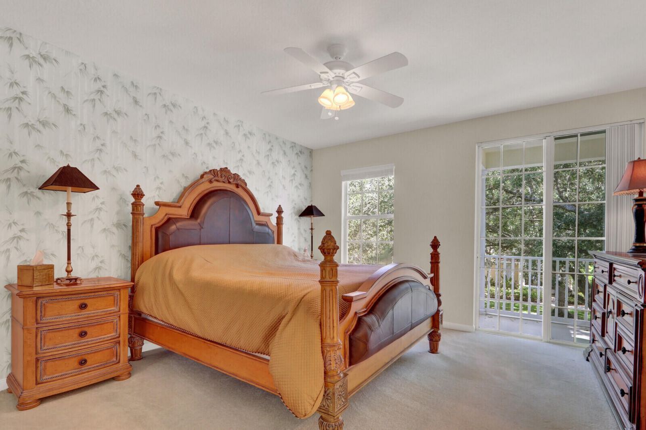 131 Radcliffe Court, Jupiter, FL 33458 Photo
