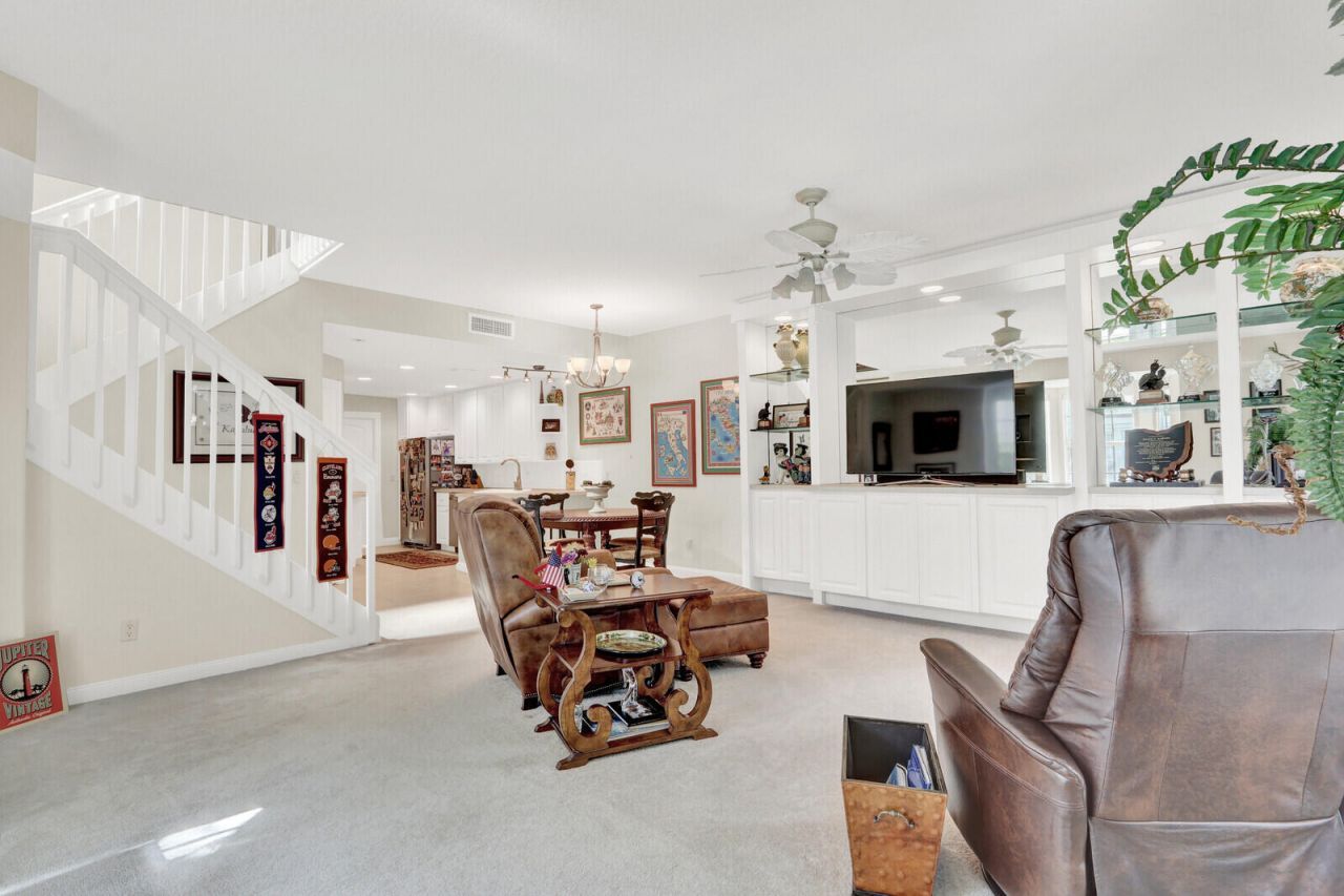 131 Radcliffe Court, Jupiter, FL 33458 Photo