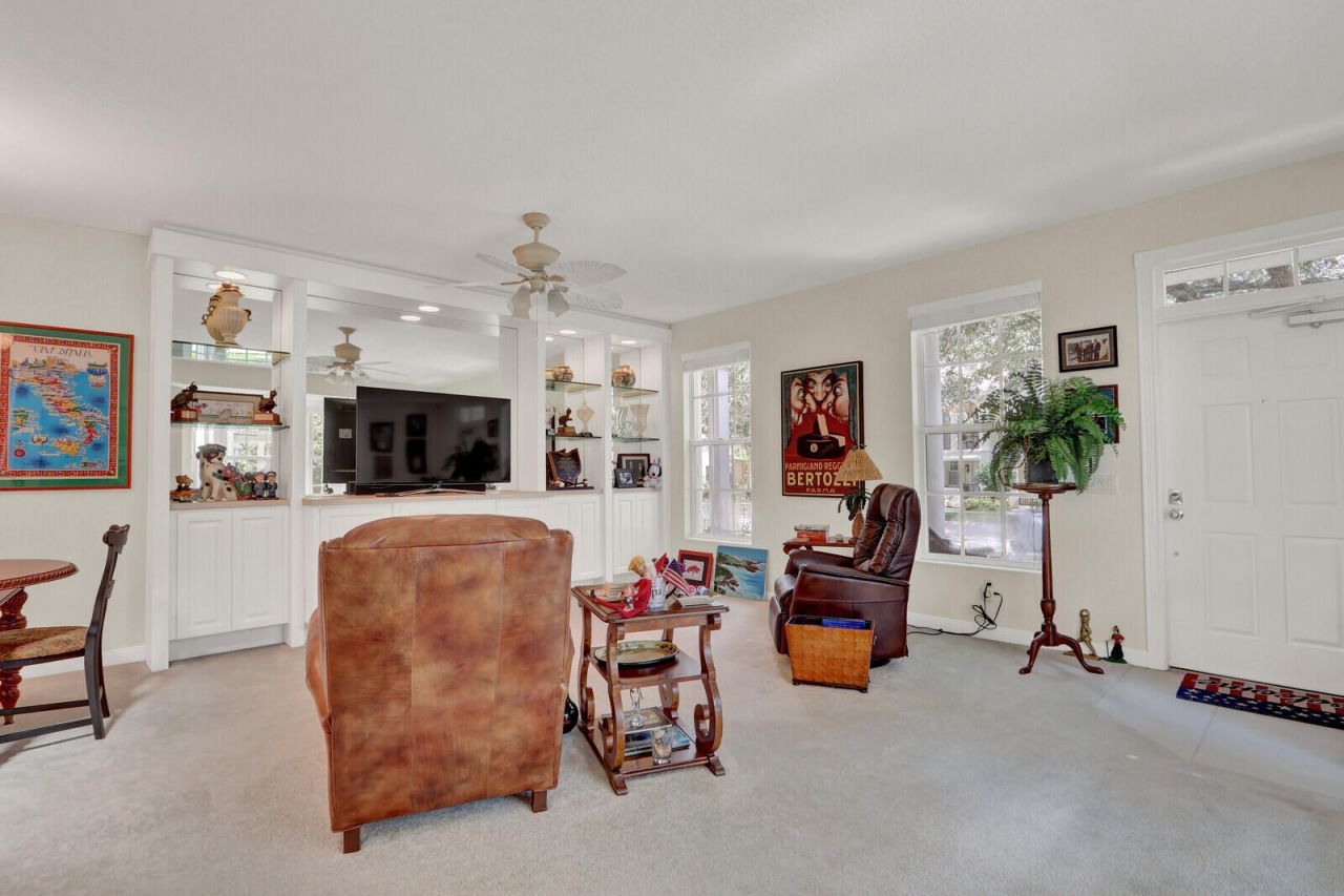 131 Radcliffe Court, Jupiter, FL 33458 Photo