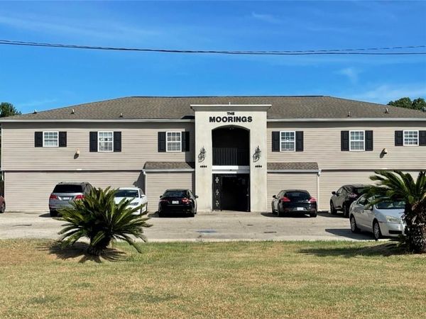 4854 PONTCHARTRAIN Drive , Unit 10, Slidell, LA 70458