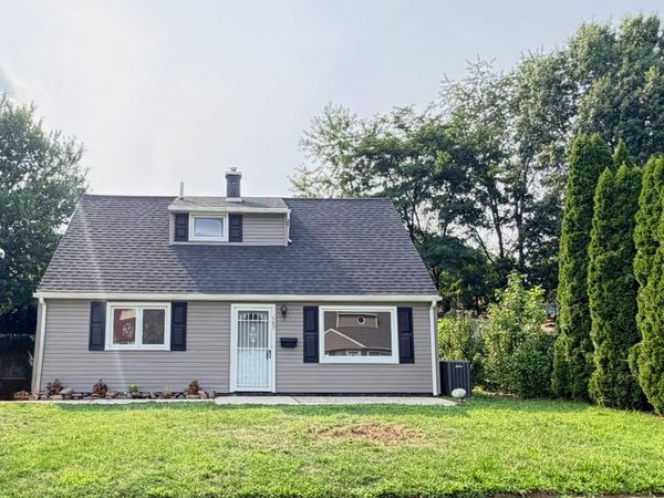 589 ELBRIDGE ROAD, MORRISVILLE, PA 19067