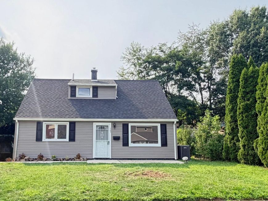 589 Elbridge Road, Morrisville, PA 19067 Main Photo